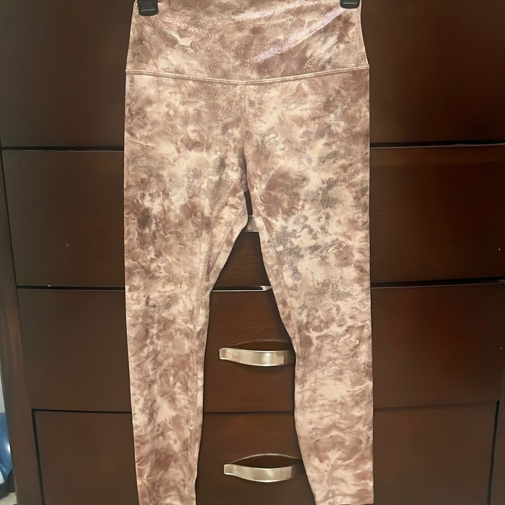 Lululemon Shimmer Leggings
